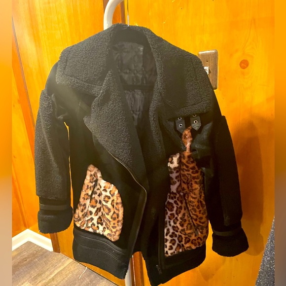 Shearling color block coat Bernardo fashions - Picture 1 of 2